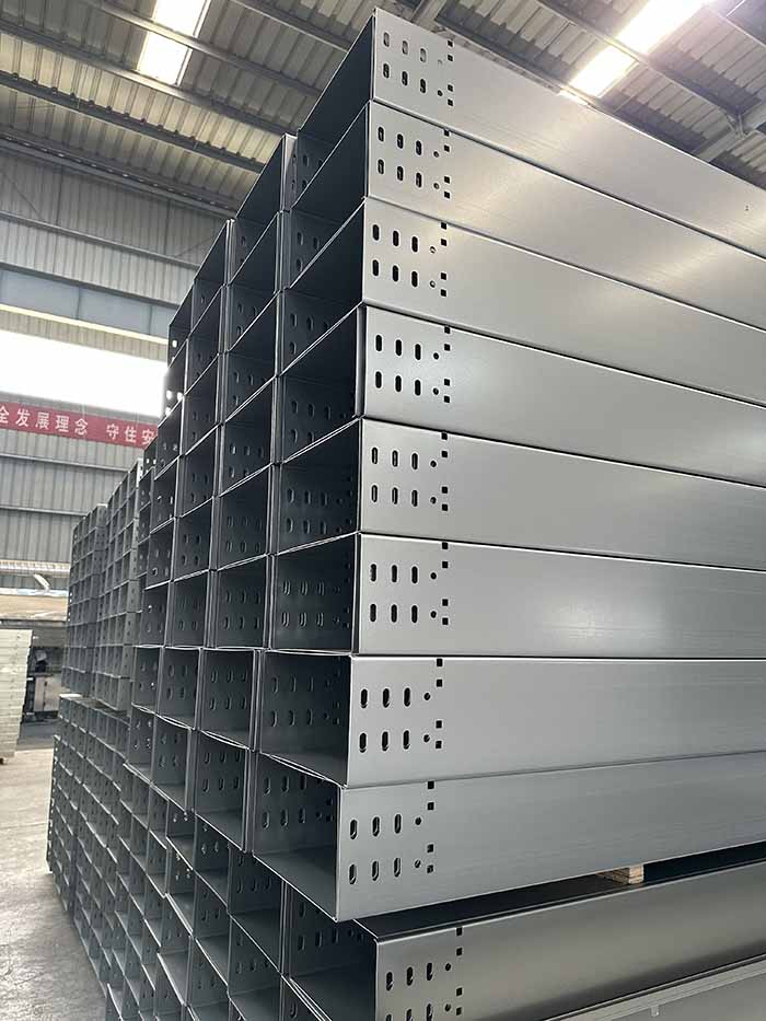 电缆桥架系统的接地要点要符合什么条件