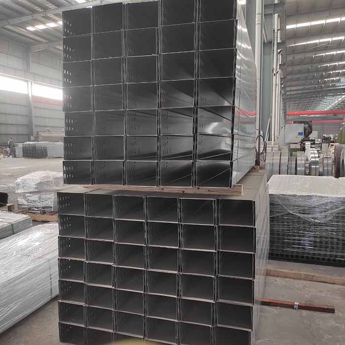 热镀锌电缆桥架、锌层均匀、型号齐全