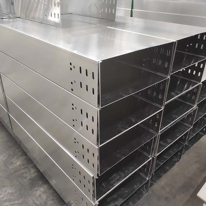 山东电缆桥架生产厂家：抢占桥架先机